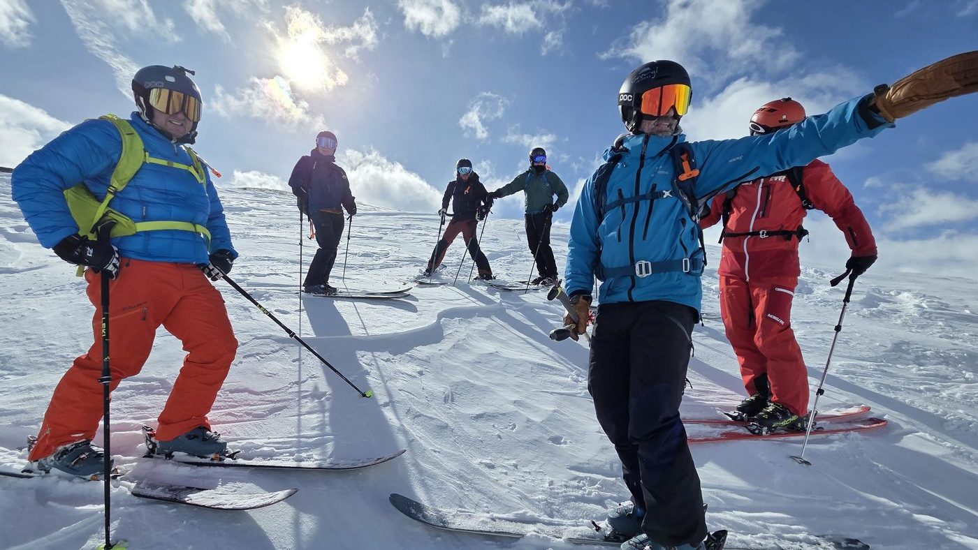 Skigruppe am Gipfel